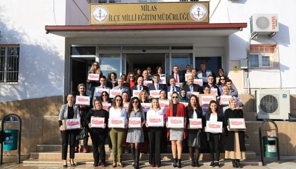 Muğla'dan 81 ildeki 81 öğretmene "Öğretmenler Günü" hediyesi
