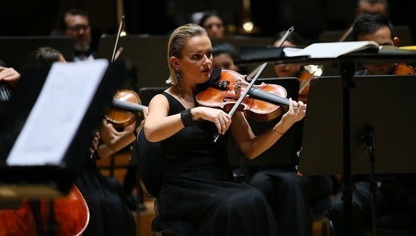 İzmir'de Olten Filarmoni Orkestrası'ndan yeni yıl konseri
