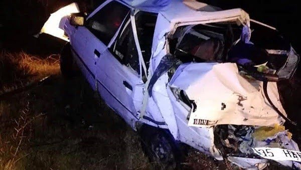 Afyonkarahisar'da otomobil ile hafif ticari araç çarpıştı: 4 ölü, 2 yaralı