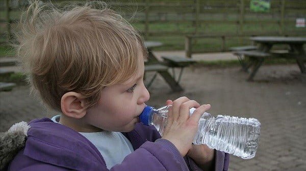 Çocukların günlük su tüketimi yetersiz